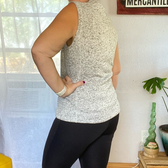 Calvin Klein Heathered Gray Puffer Vest Size Xsmall - Picture 6 of 14